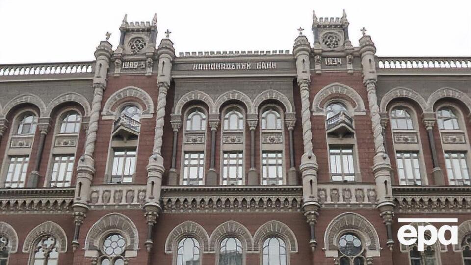 Нацбанк выпустил монету из серебра