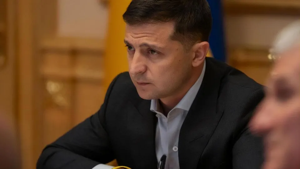 Зеленский позвонил Путину из-за обстрела украинских военных на Донбассе