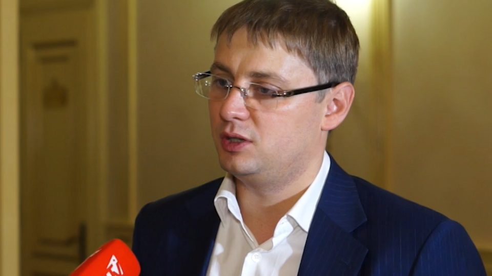 Стеценко звернув увагу, що сума збитків в інтерпретації ГПУ весь час зменшується