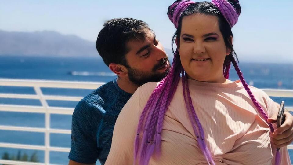 Барзилай встречается с Бенором с 2018 года