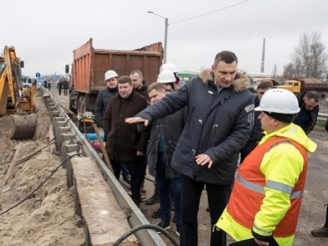 Київська влада обіцяла відкрити рух на ділянці Великої кільцевої дороги до кінця 2018 року