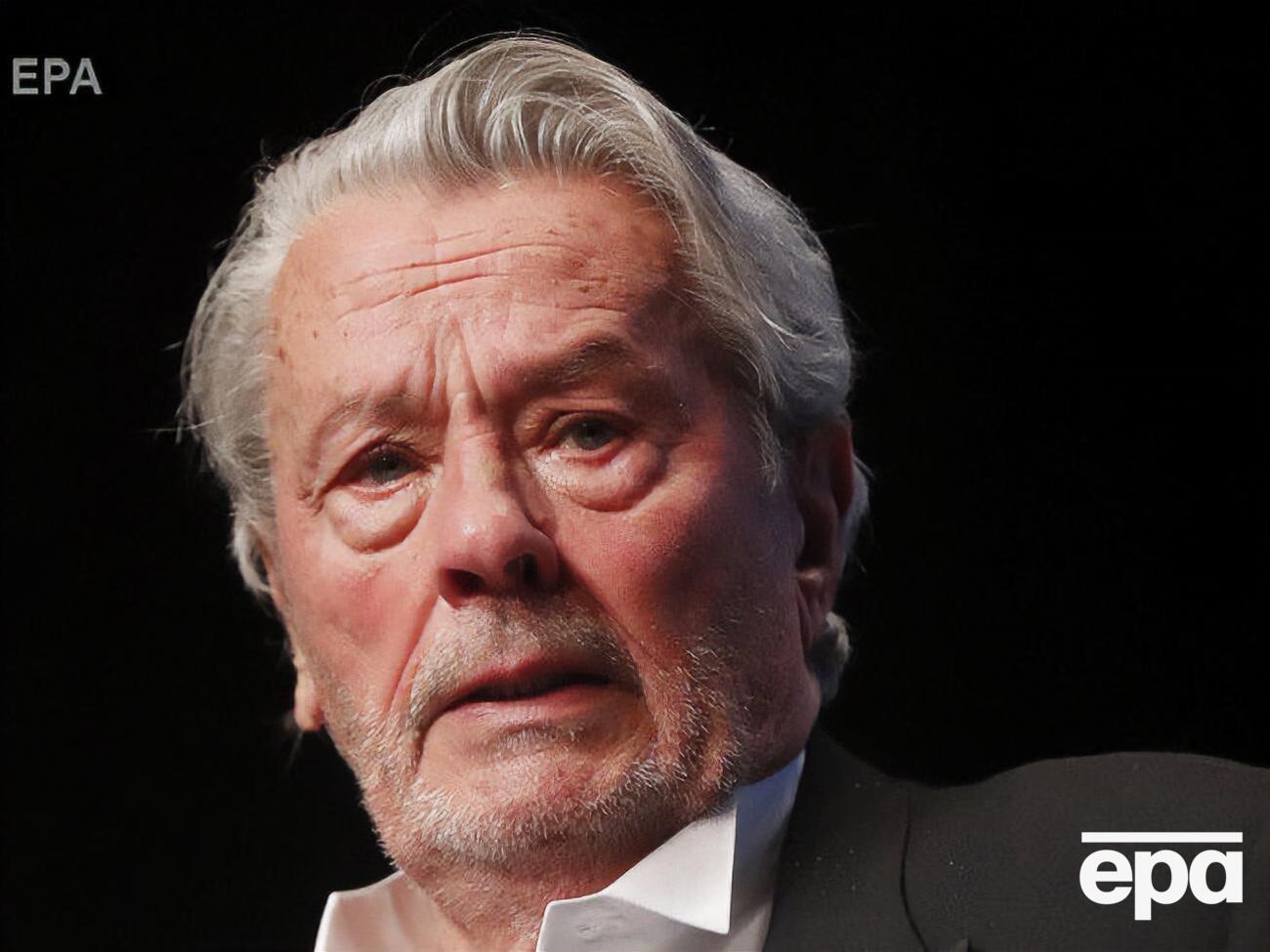 Делон перенес инсульт