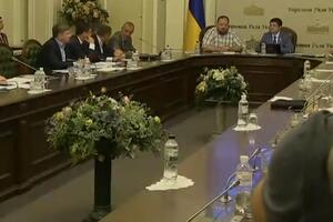 Новоизбранные депутаты впервые собрались на заседание