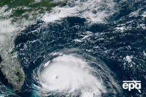 Ураган "Дориан" бушует на Багамах и угрожает США