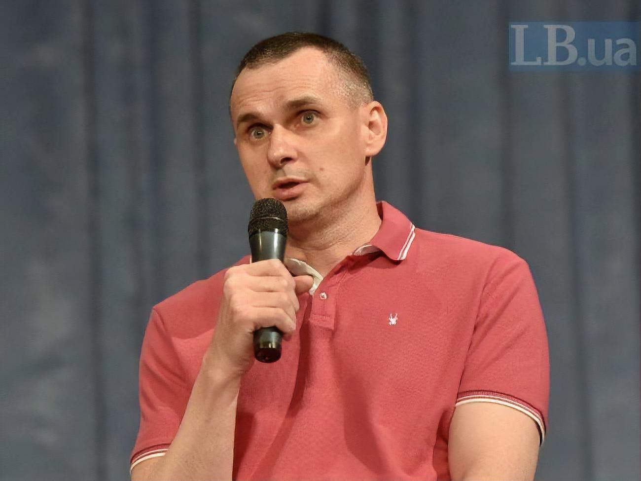 Сенцов: Протягом п'яти років зі мною не зв'язувалися жодні політики, і я їм за це дуже вдячний