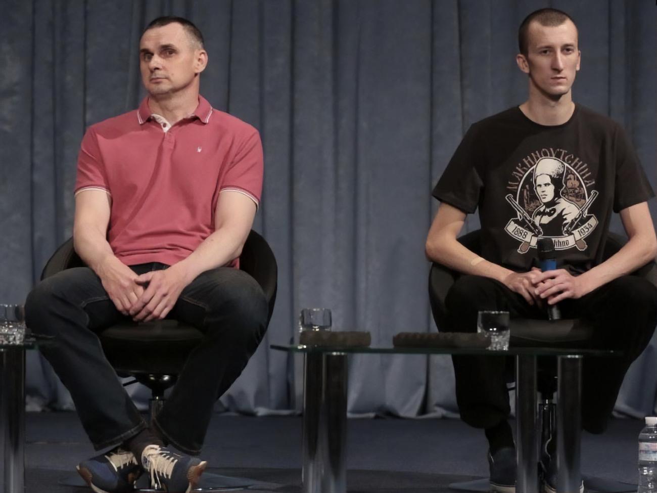 Сенцов и Кольченко дали совместную пресс-конференцию