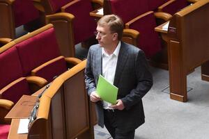 У Бухарєва з'явиться можливість впливати на політику СБУ та СЗР, пише ZN.UA