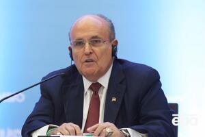 Джулиани не видит ничего зазорного в своем общении с украинскими политиками