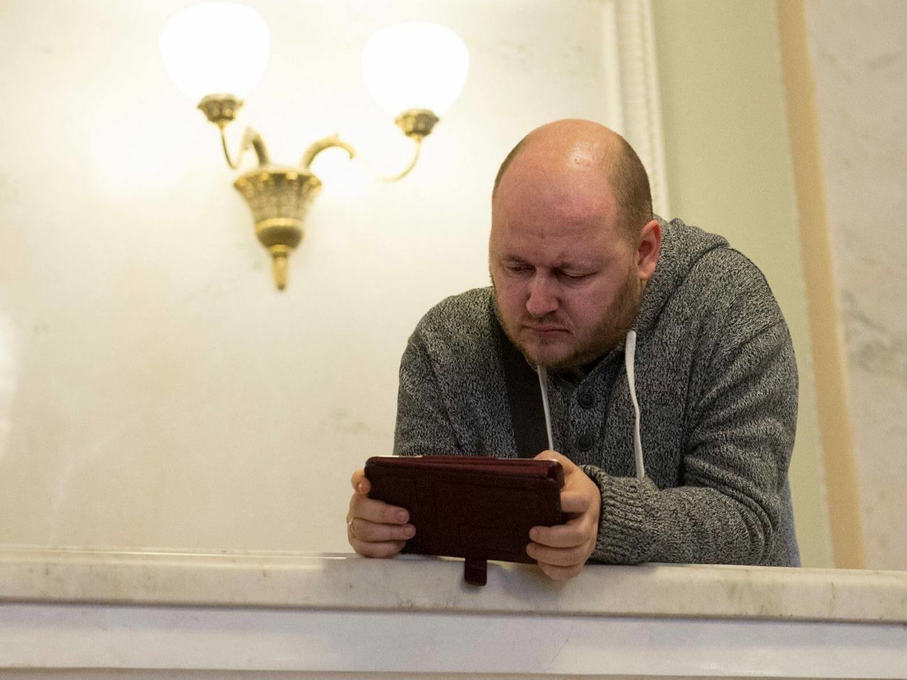 Мені теж було боляче бачити ці запитання Сенцову й Кольченку, але це все про нас – ледачих, інфантильних і некомпетентних