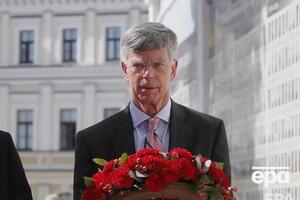Тейлор: Росіянам доводиться платити за свої війська на Донбасі