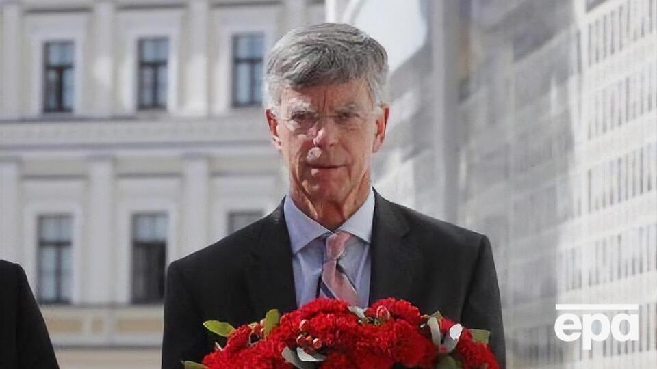 Тейлор: Росіянам доводиться платити за свої війська на Донбасі