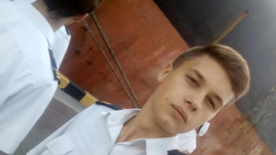 Эйдер сказал, что сейчас проходит медицинское обследование и пока неизвестно, сколько оно будет длиться
