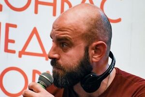 Справу Сенцова вибудовували на свідченнях Афанасьєва і Чирнія. Перший від своїх слів згодом відмовився, а ось другий – ні. У підсумку в Києві вже всі, окрім Чирнія