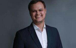 Закон "Про оперативно-розшукову діяльність" потрібно оновлювати – там ліс дрімучий. Але дозволяти прослуховування телефона без санкції суду – це перебір