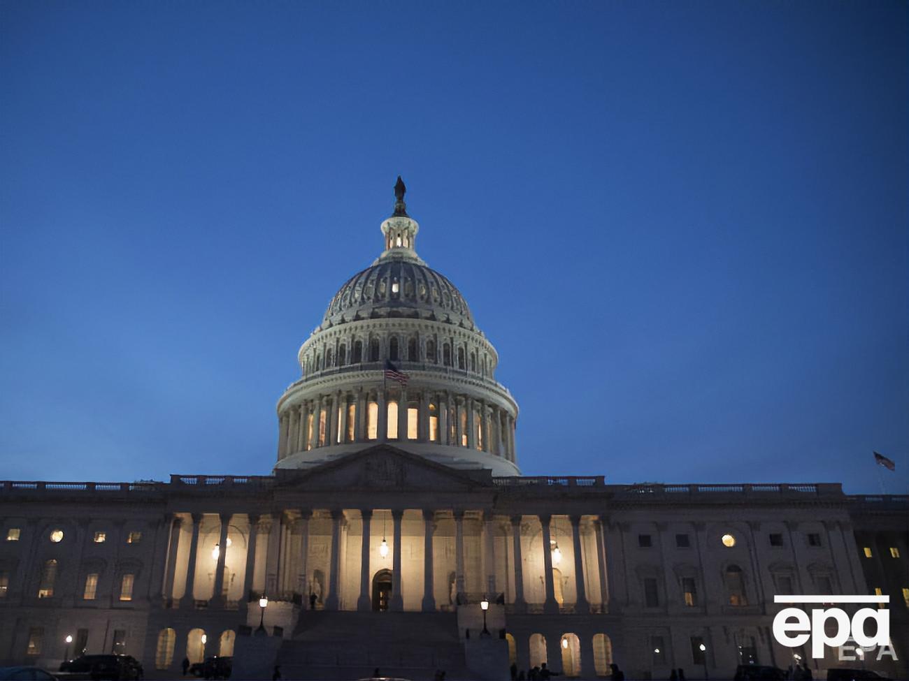 5 вересня сенатори приїжджали в Україну