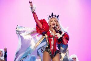 Полякова вийшла заміж у 2004 році