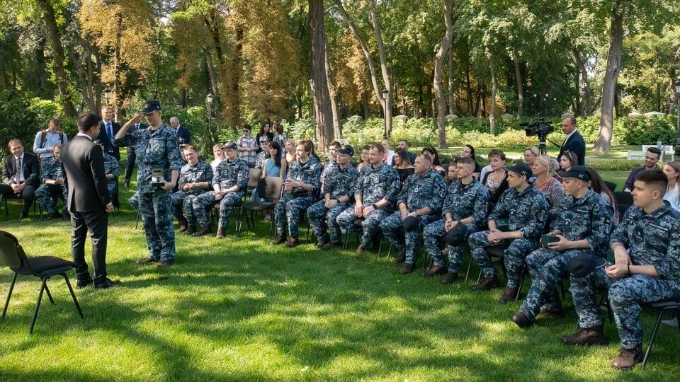 Зеленський зустрівся з моряками