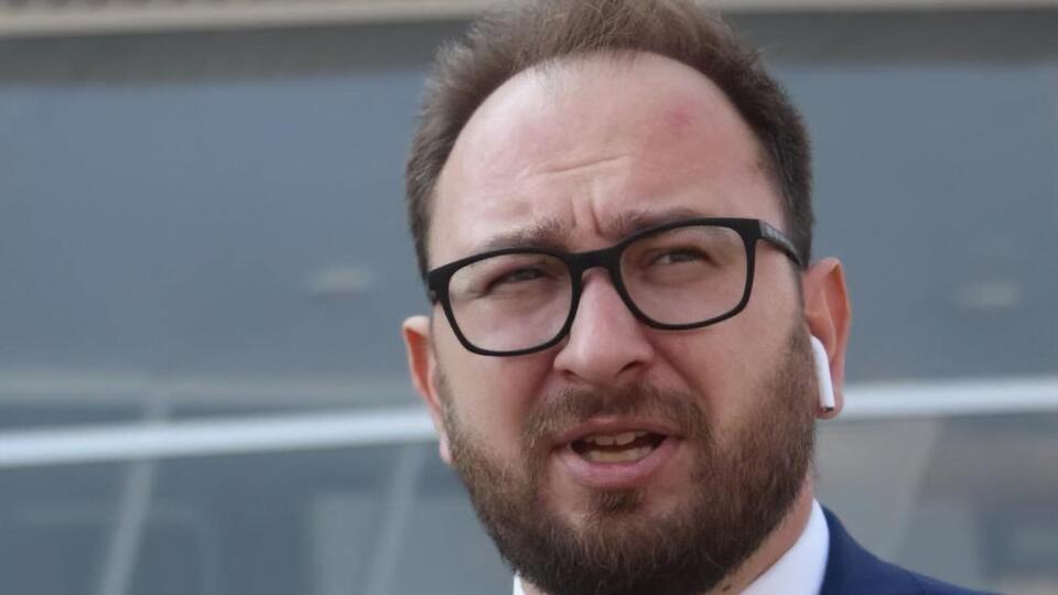 Полозов сказал, что переговоры по обмену удерживаемыми лицам срывались несколько раз