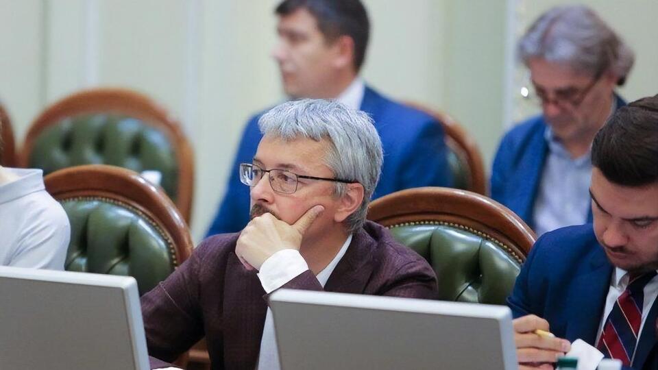 Ткаченко: Сессия Киевсовета, созванная по инициативе мэра, не смогла собраться. Это стало подтверждением несостоятельности Кличко управлять городом