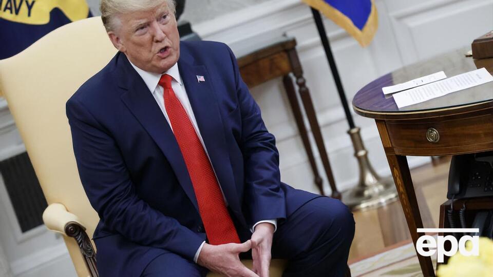 За даними ЗМІ, наприкінці серпня Трамп ухвалив рішення переглянути програму надання Україні допомоги, за якою Київ мав отримати $250 млн