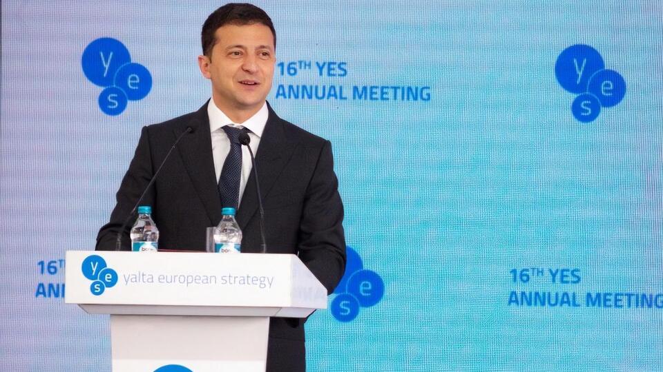 Зеленський: Нам потрібно повернути віру людей у справедливість через подолання багаторічної корупції