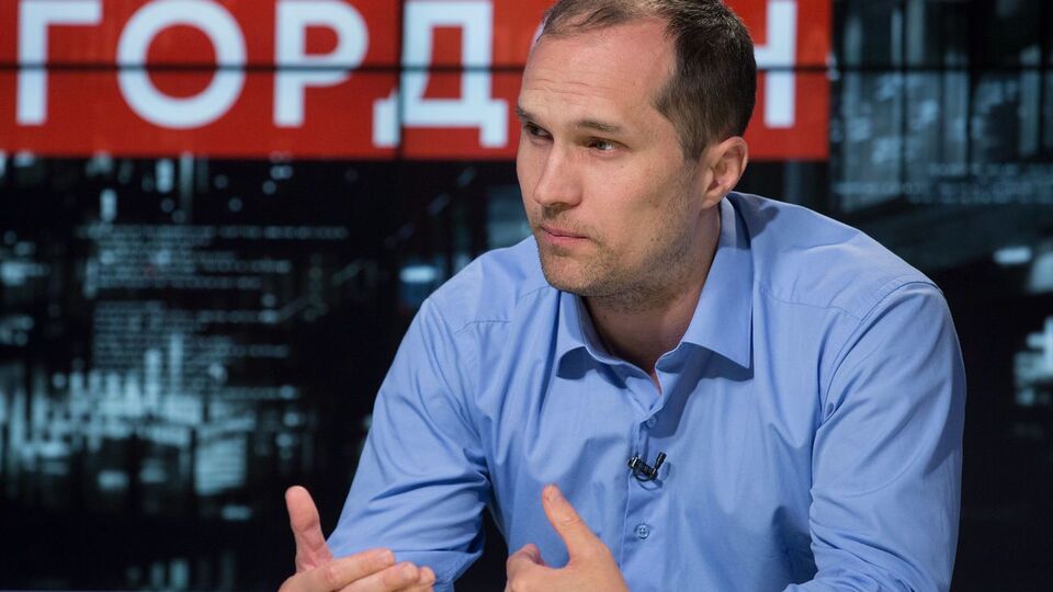 Бутусов: Опрошено 2,5 тыс. свидетелей, участников событий