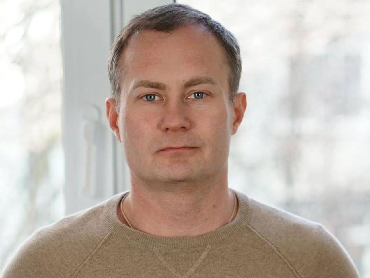 Боюсь, вопрос Донбасса может стать той темой, которая похоронит рейтинг президента. Да, люди хотят мира. Но не ценой несправедливости