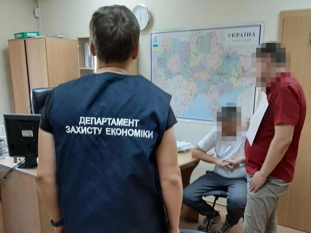 13 вересня поліція проводила обшуки в міськраді