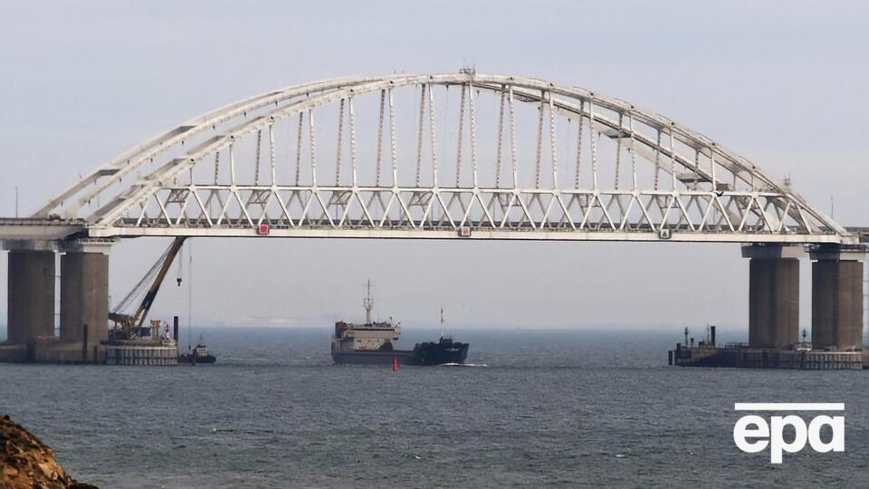 Россия построила в Керченском проливе мост