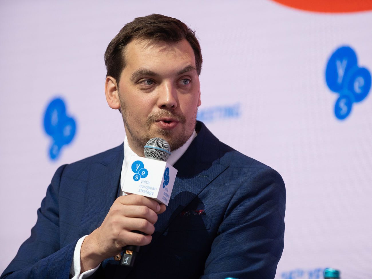 Гончарук: В Украине есть прекрасные футбольные клубы, которые можно купить