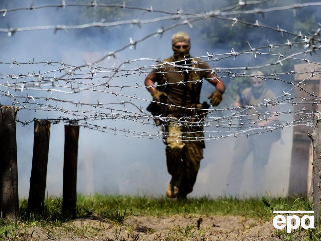 Военнослужащий получил ранения при выполнении боевой задачи