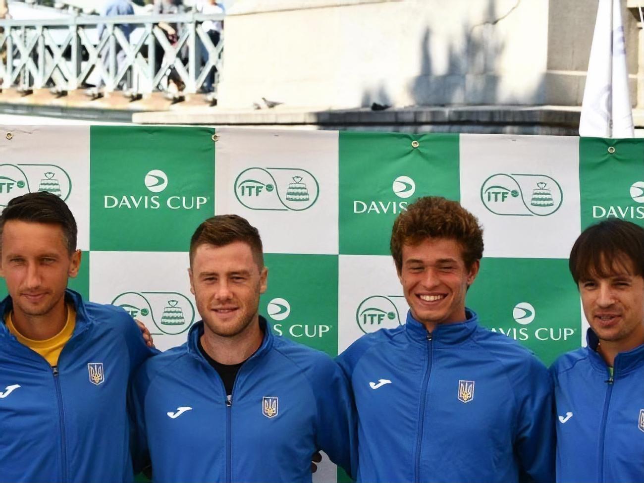 Сборная Украины по теннису противостоит сборной Венгрии на Кубке Дэвиса