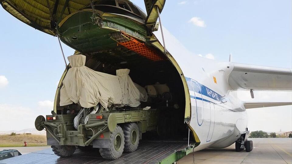С-400 доставлялись на авиабазу Мюртед близ Анкары