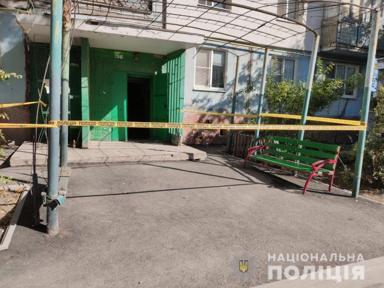 Убийство произошло в многоквартирном доме в Мариуполе
