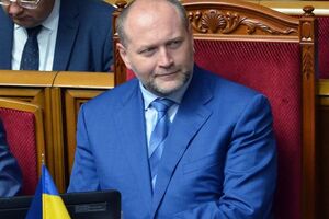 Проект закона "О столице" – сырой и явно готовился не для удобства киевлян, а с целью взятия под контроль власти в Киеве президентом и его силой