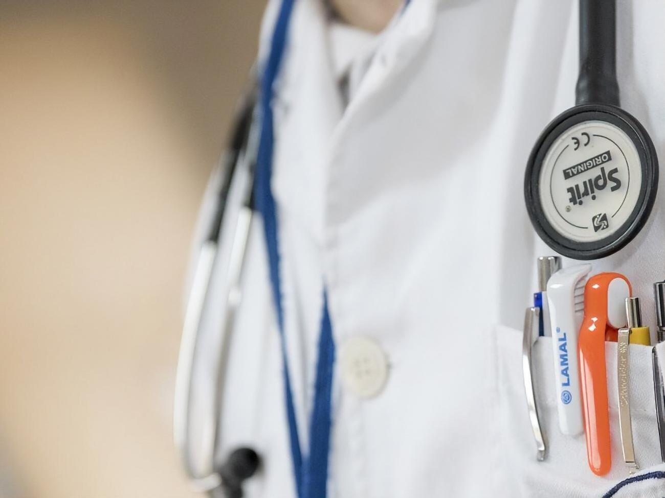 У лікарні залишаються 37 дітей і один дорослий