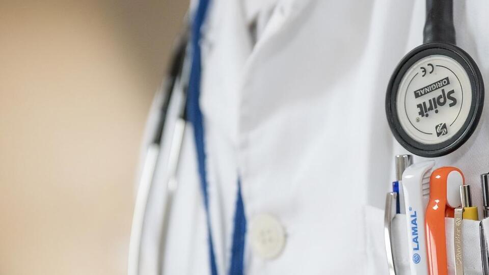 У лікарні залишаються 37 дітей і один дорослий