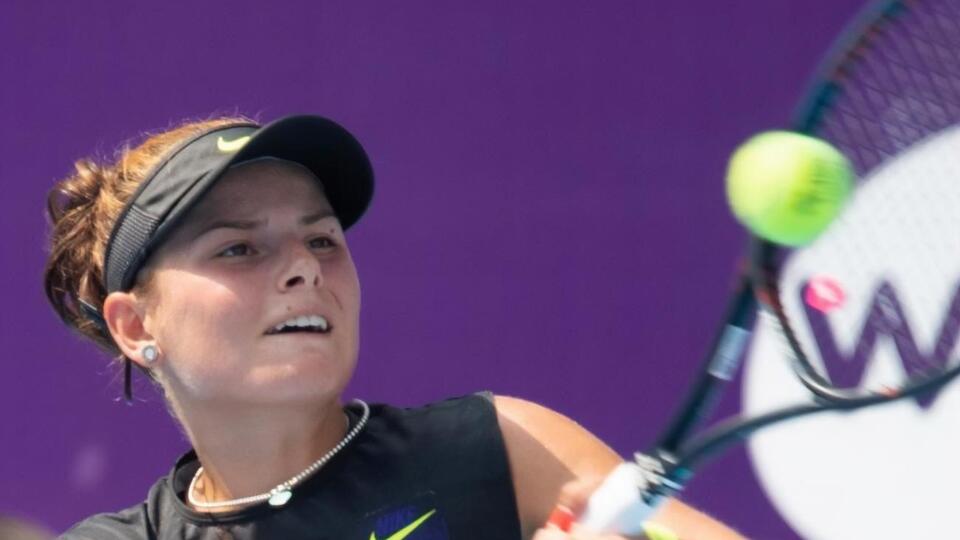 Завацкая впервые сыграла против Кенин