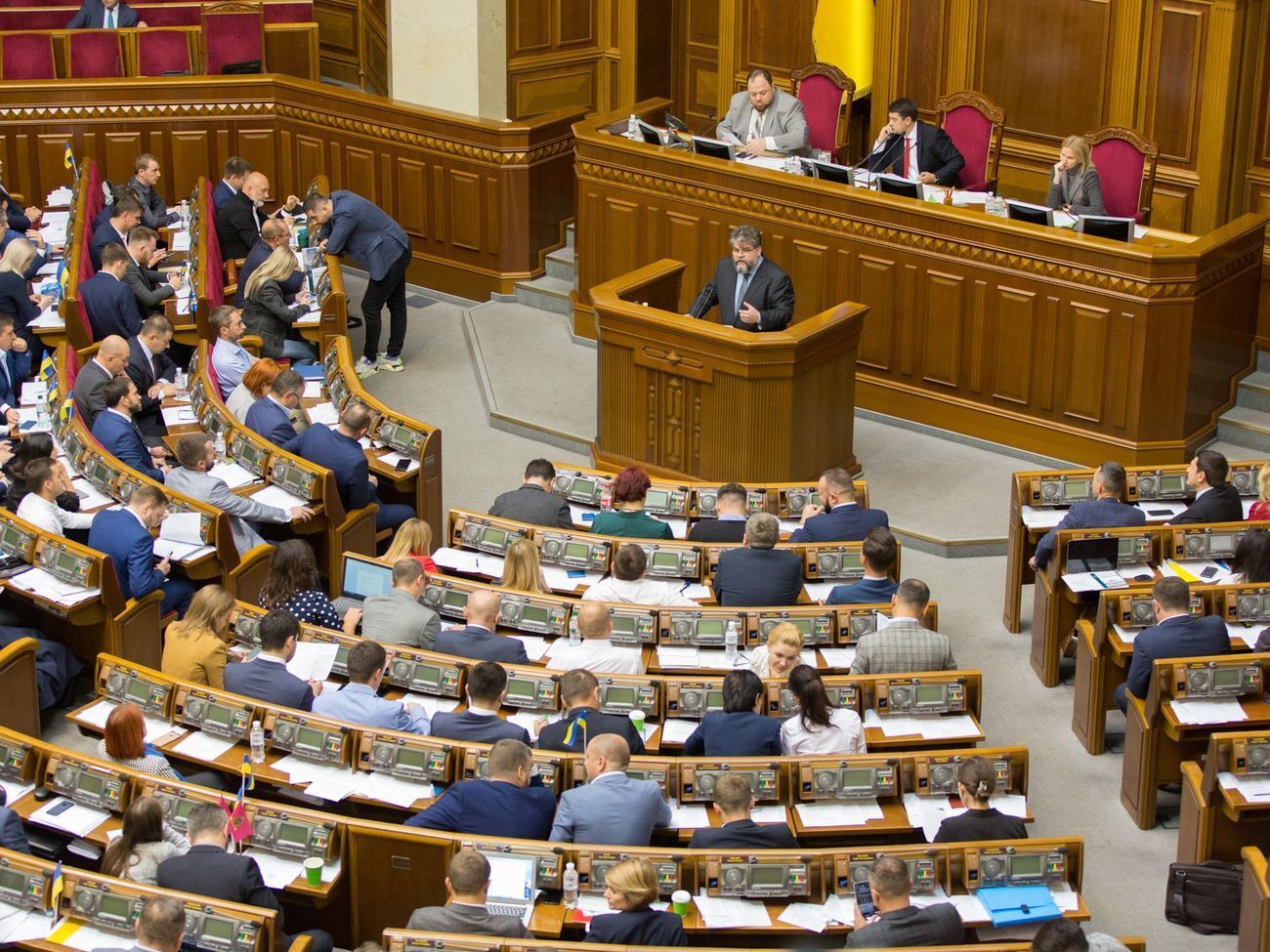 У Раді зареєстровано кілька законопроєктів, які передбачають запровадження імперативного мандата