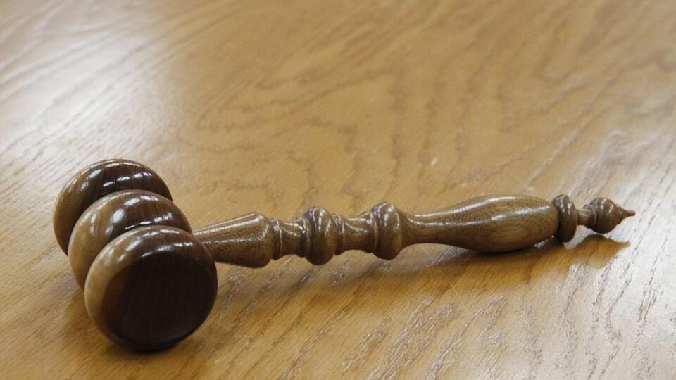 Суд избрал меры пресечения троим задержанным