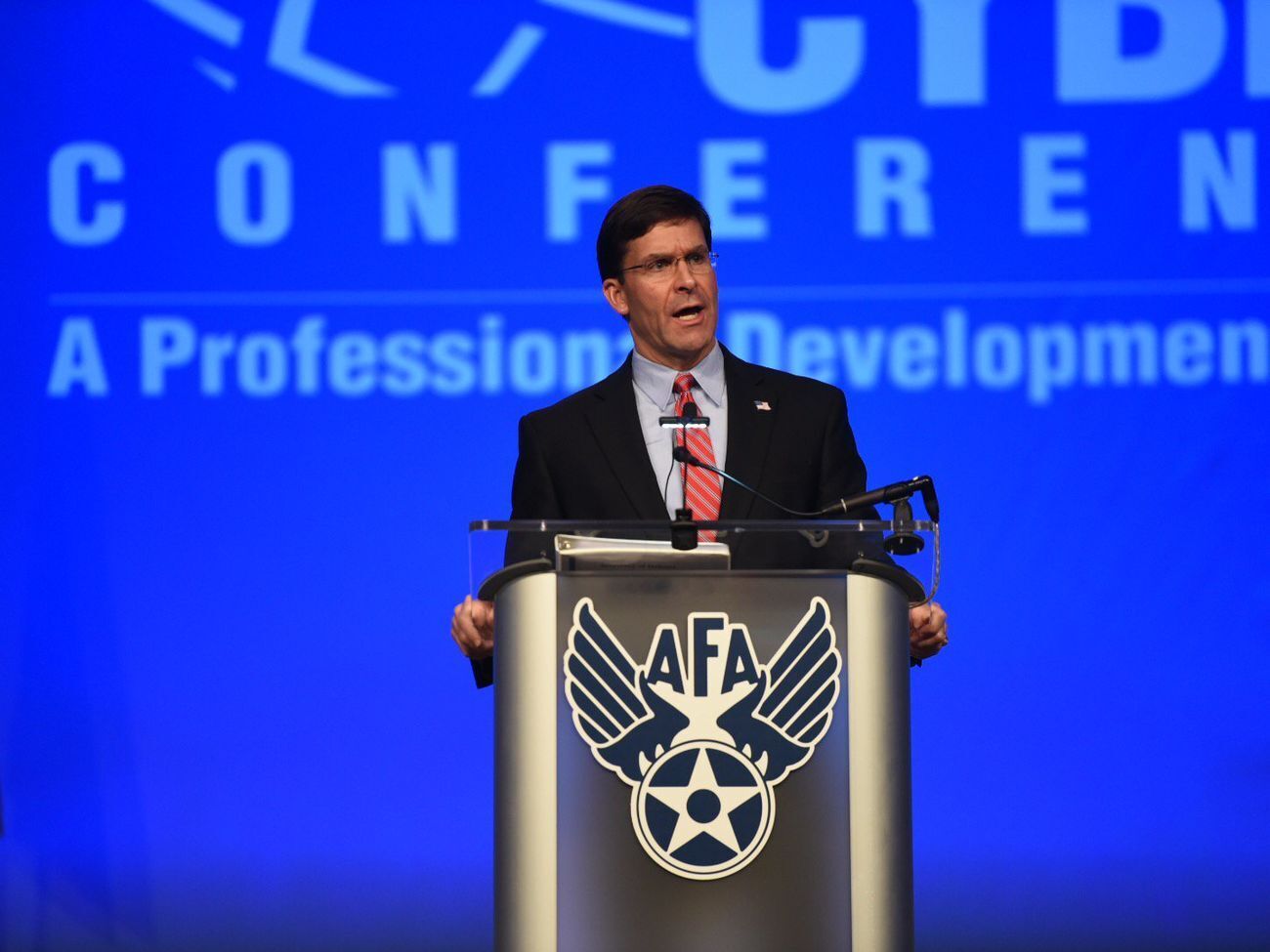 Эспер стал главой Пентагона в июле этого года