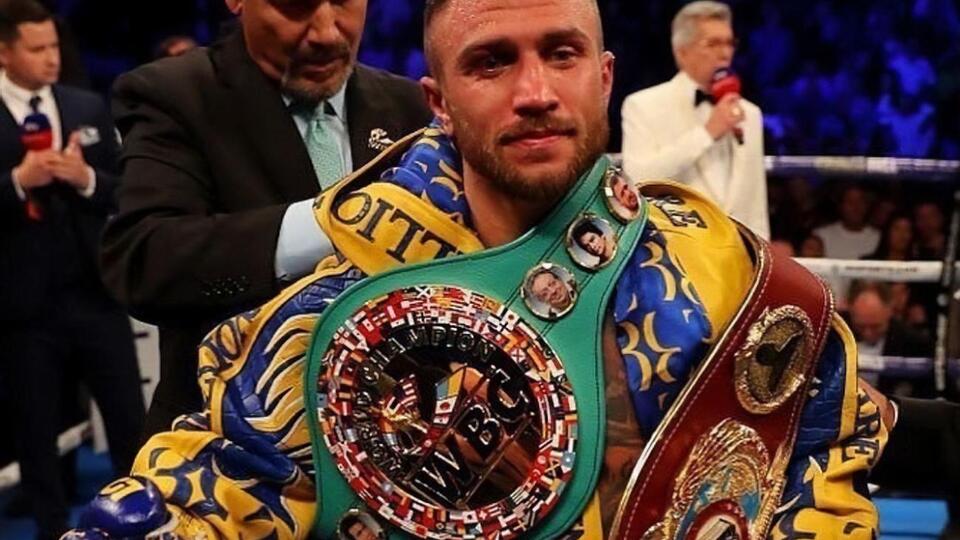 Ломаченко является обладателем четырех чемпионских поясов
