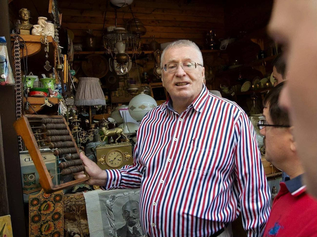 Жириновський: Я добре пам'ятаю радянські часи. Тоді багато неросіян за національністю із задоволенням розмовляло російською