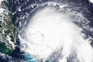 "Дориан" признали самым сильным ураганом, который когда-либо обрушивался на Багамские острова