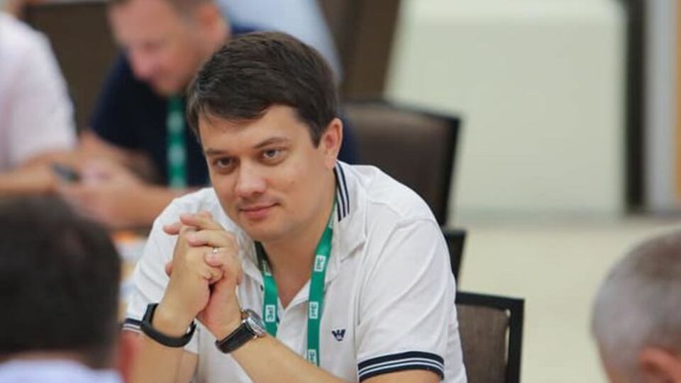 Разумков заявив, що є понад 120 перехідних законопроєктів