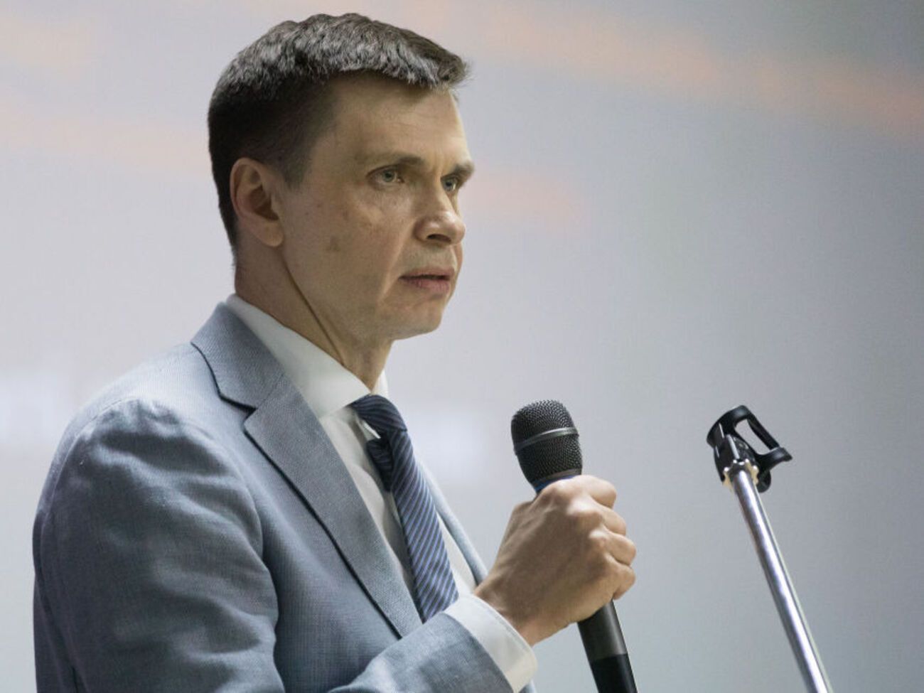 Новый маршрут поставок газа зависит от того, сможет ли Зеленский объяснить избирателям, что приоритет – не "низкие тарифы", а энергетическая безопасность