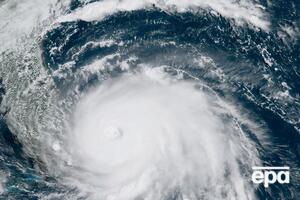 Ураган "Дориан" повредил и разрушил 13 тыс. домов на Багамах, зафиксирована одна жертва. Сейчас циклон приближается к американскому штату Флорида