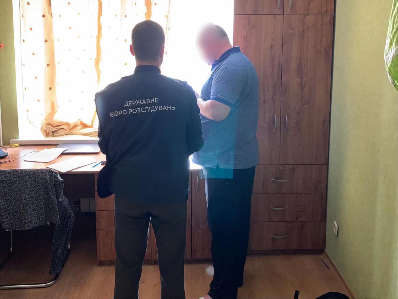 В апреле экс-чиновнику сообщили о подозрении