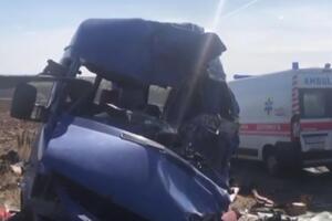 Зіткнулися маршрутка і вантажівка