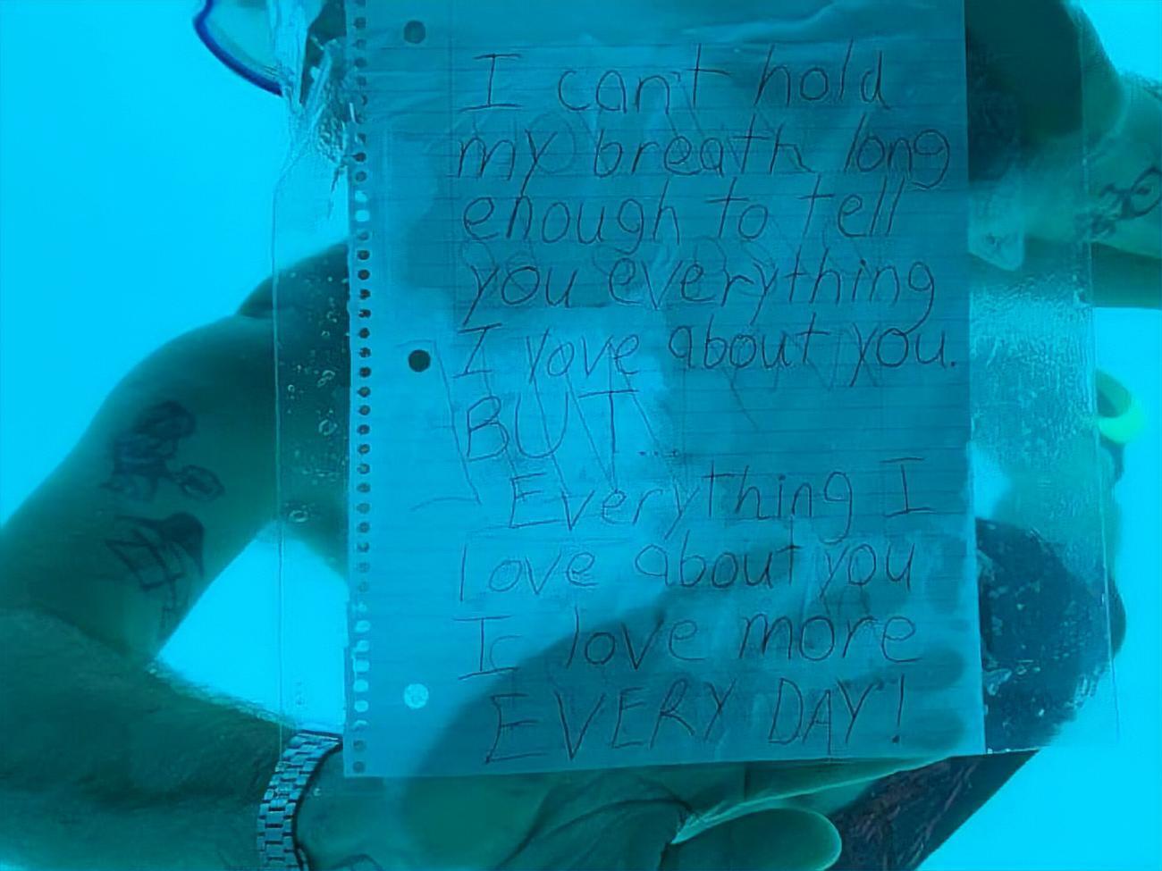 Вебер-младший записал признание на бумаге